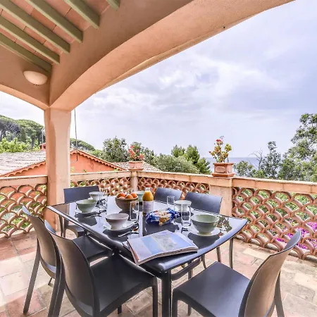 Holiday L'oustalounet Holiday home Pardigon