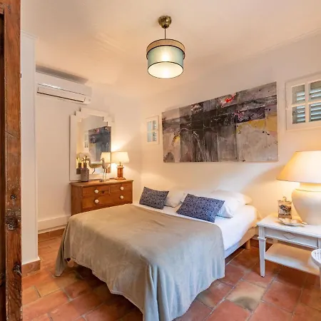 Holiday home Holiday L'oustalounet Pardigon