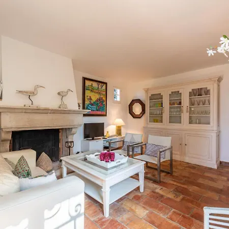 Holiday L'oustalounet Holiday home *